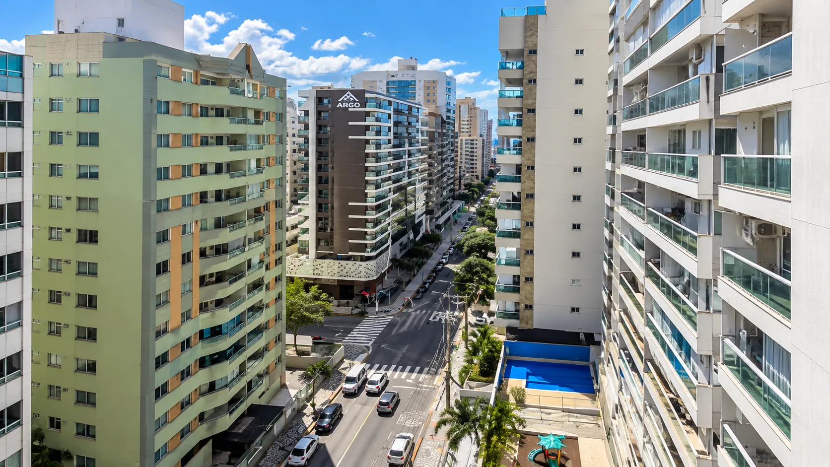 2 quartos com suite andar alto e frente com 2 vagas em Itapua, foto 2 de 5